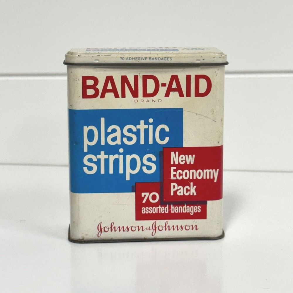 Vintage Band-Aid Tin Johnson & Johnson Plastic Strips 70 Count Economy Pack USA